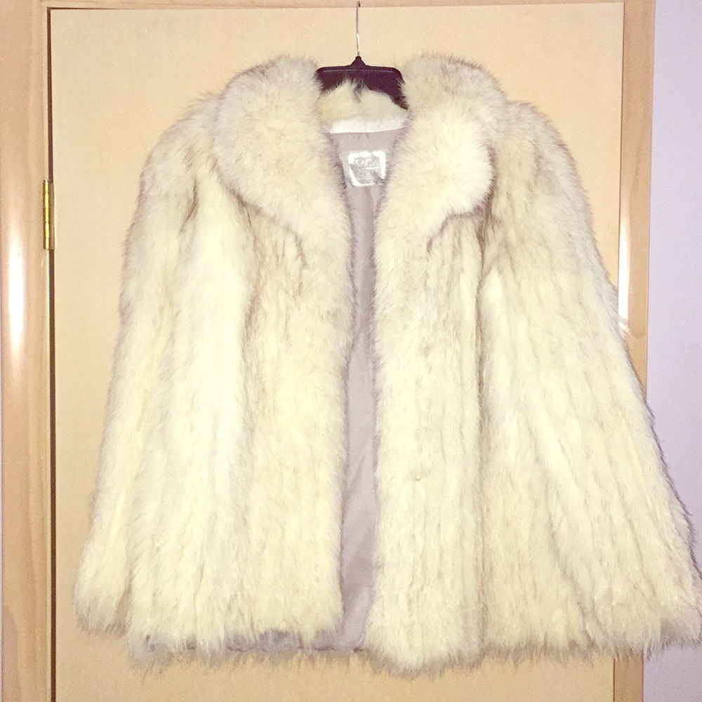 Saga Fox Coat (blue fox w/ full collar)